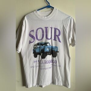 Olivia Rodrigo, sour merch, size small